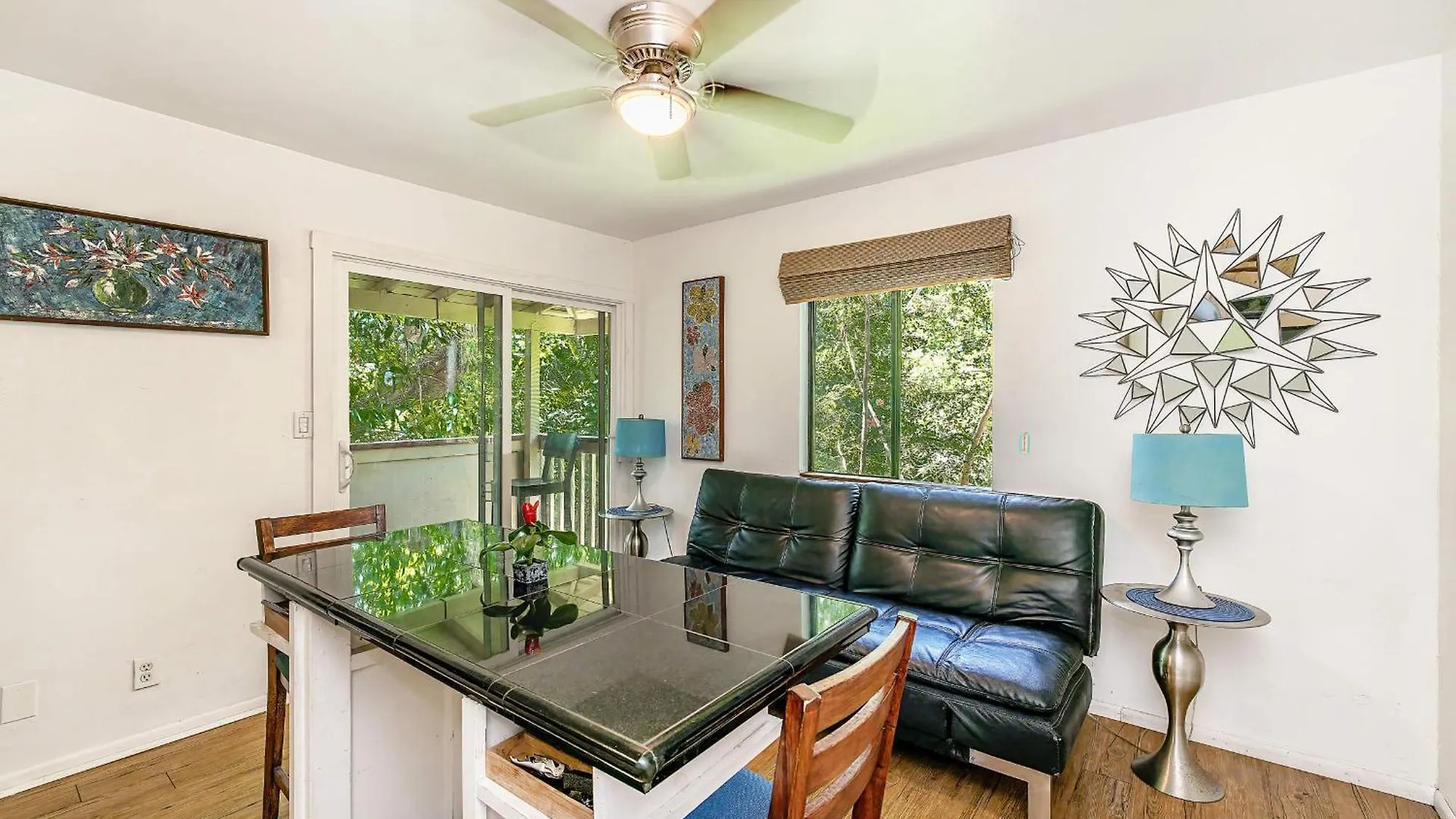 Charming Beach Apartment Your Hawaiian Getaway هاليوا بيت للعطل